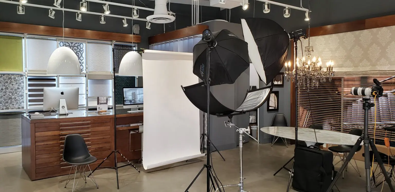 Headshot station in a shades store in Orange County - Newport Beach